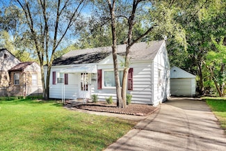 2828 Charlesgate Ave SW, Wyoming, MI 49509