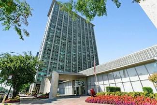 3600 N Lake Shore Dr Unit 1611, Chicago, IL 60613