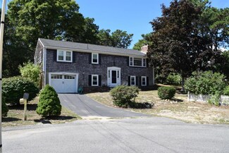 19 Bittersweet Ln, South Dennis, MA 02660