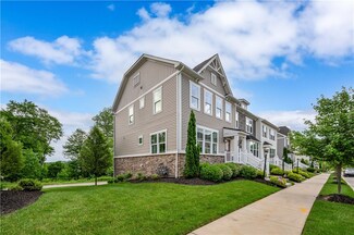 315 Cross Creek Dr, Cranberry Township, PA 16066