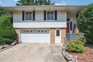 5152 Tifton Dr, Edina, MN 55439