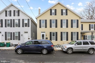 247 Martin Ave, Chambersburg, PA 17201
