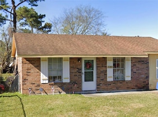 520 Emile Ave, Westwego, LA 70094