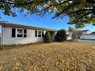 32 Pennsylvania Ave, Somerset, MA 02726