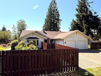 11310 Bingham Ave E, Tacoma, WA 98446