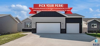 213 Plainside Ave, Harrisburg, SD 57032