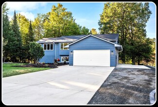 2636 226th Ln NE, Cedar, MN 55011