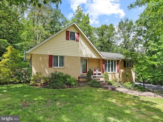 14705 Bourbon St SW, Cumberland, MD 21502