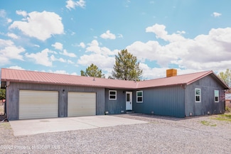 82 Road 350, Flora Vista, NM 87415