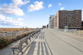 129 Beach 118th St Unit 2L, Rockaway Park, NY 11694