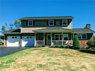 49606 E Ruby Dr, East Liverpool, OH 43920