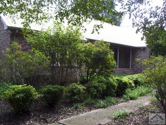 2264 Roach Rd, Royston, GA 30662