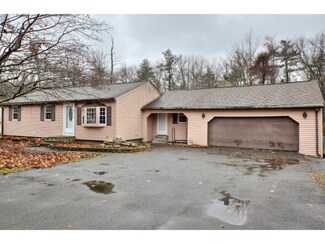 23 Royal Cir, Salem, NH 03079