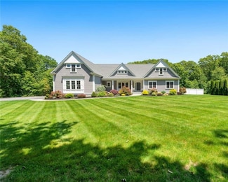 5 Cherry Blossom Ln, Greenville, RI 02828