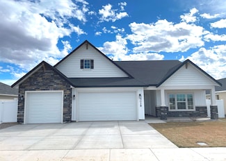 3028 Gemini Ave, Hollister, ID 83301
