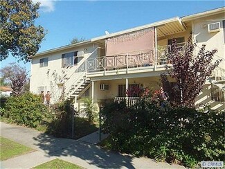 1040 S Gordon St, Pomona, CA 91766