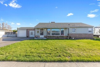 2507 W Entiat Ave, Kennewick, WA 99336