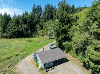 2468 Hidden Valley Rd, Toledo, OR 97391