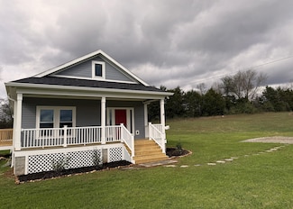7022 Magnolia Ln, Nunnelly, TN 37137