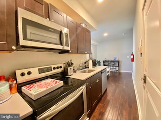 1708 N Bouvier St Unit B, Philadelphia, PA 19121