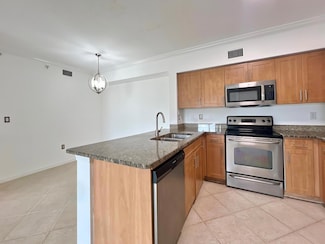 6450 Emerald Dunes Dr Unit 301, West Palm Beach, FL 33411