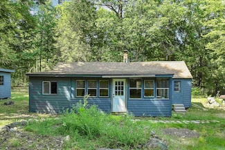 130 Nicola Rd, Middleton, NH 03887