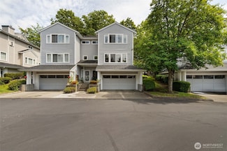 4714 Fairwood Blvd NE Unit 201, Tacoma, WA 98422
