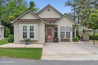 1056 Valley Dr, Calabash, NC 28467