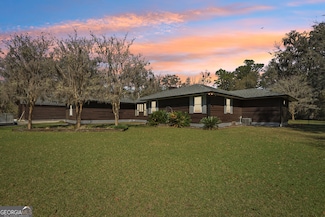 325 White Oak Place, Woodbine, GA 31569