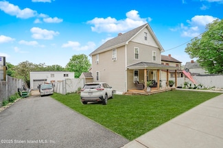 60 Androvette St, Staten Island, NY 10309