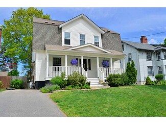 111 Bluff Ave, Cranston, RI 02905