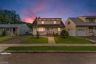 277 Orchard St, Rahway, NJ 07065