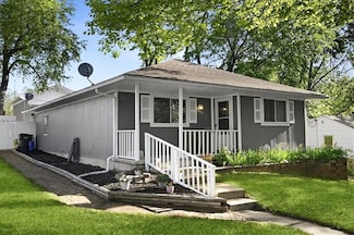 1216 Cheyenne St, Leavenworth, KS 66048