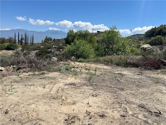 28196 Rawlings Rd, Hemet, CA 92544