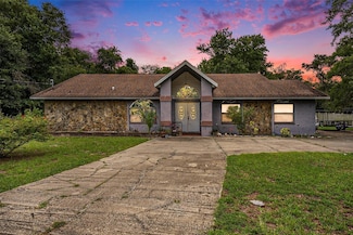 12434 Canton Ave, Hudson, FL 34669