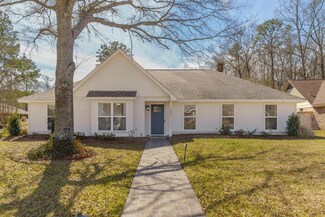 1304 Sandlewood Dr, Hattiesburg, MS 39402