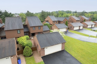 302 Patio Dr, Endicott, NY 13760