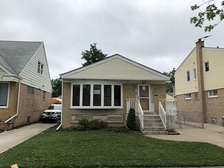 8712 40th St, Lyons, IL 60534