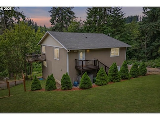 30062 Maple Dr, Rainier, OR 97048