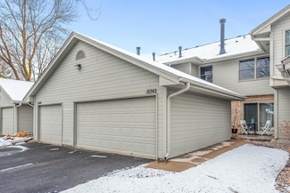 18742 Clear View Terrace, Minnetonka, MN 55345