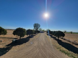 6 Saline Pump Rd, Moriarty, NM 87035