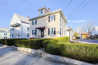 93 Andrews St, Woonsocket, RI 02895