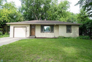 1606 5th St N, Fargo, ND 58102