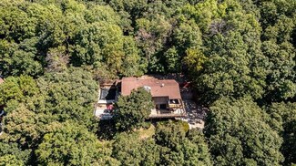 6620 Black Swan Dr, Shawnee, KS 66216