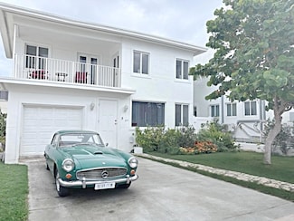 319 Nebraska St, Hollywood, FL 33019