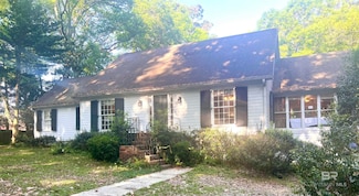 149 Blue Island Ave, Fairhope, AL 36532
