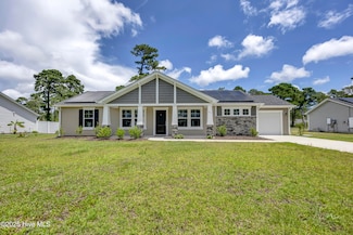 891 Golfview Rd, Boiling Spring Lakes, NC 28461
