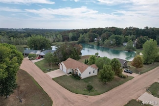 186 Little Rock Creek Ct, Washington, MO 63090