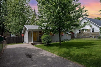 614 Ingraham St, Bay City, MI 48708
