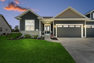 N55W19848 Magnolia Ct, Menomonee Falls, WI 53051